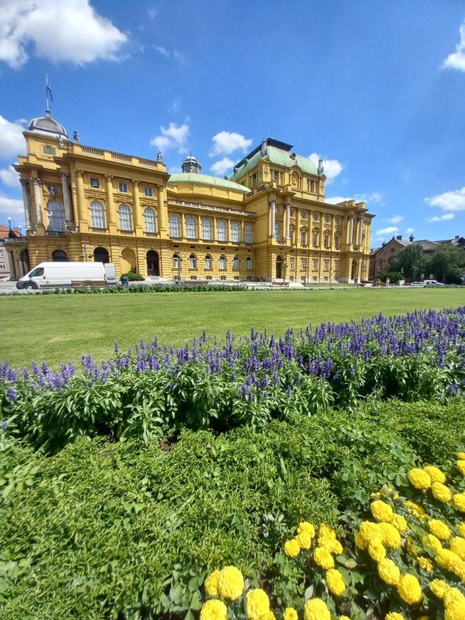 Apartment Jarun Comfort Zagreb Bagian luar foto