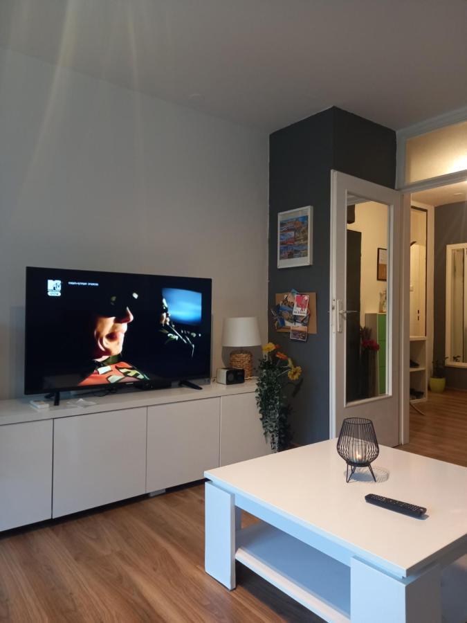 Apartment Jarun Comfort Zagreb Bagian luar foto